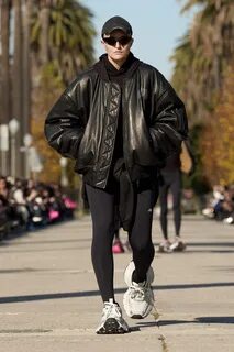 Balenciaga 5xl