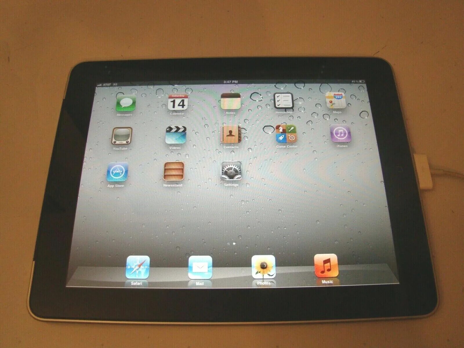 IPAD 1 16gb. IPAD 16gb 3g. Планшет Apple IPAD (2010) 16gb Wi-Fi + 3g. IPAD a1337 mc496zp.