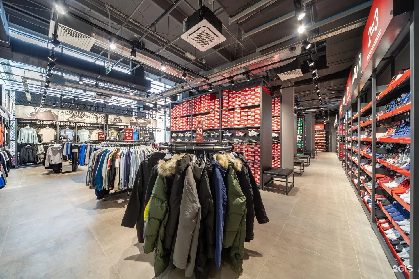 Outlet nike одежда. аутлет спортивной одежды. аутлет спортивной одежды. аутлет спортивной одежды. Nike корнер шоп.