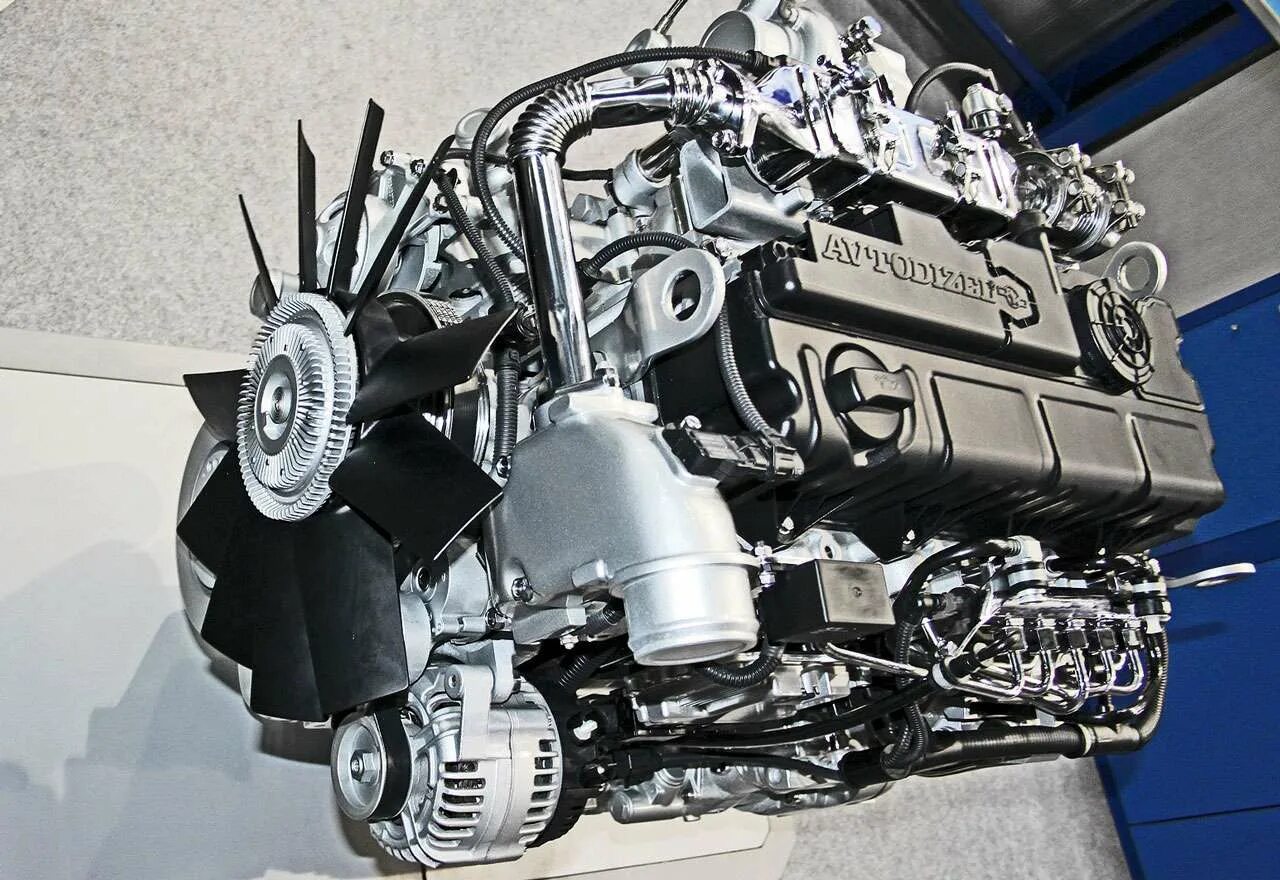 Двигатели российского производства. Двигатель ЯМЗ евро 6. Двигатель евро 6. ЯМЗ 530 двигатель. 53426a.