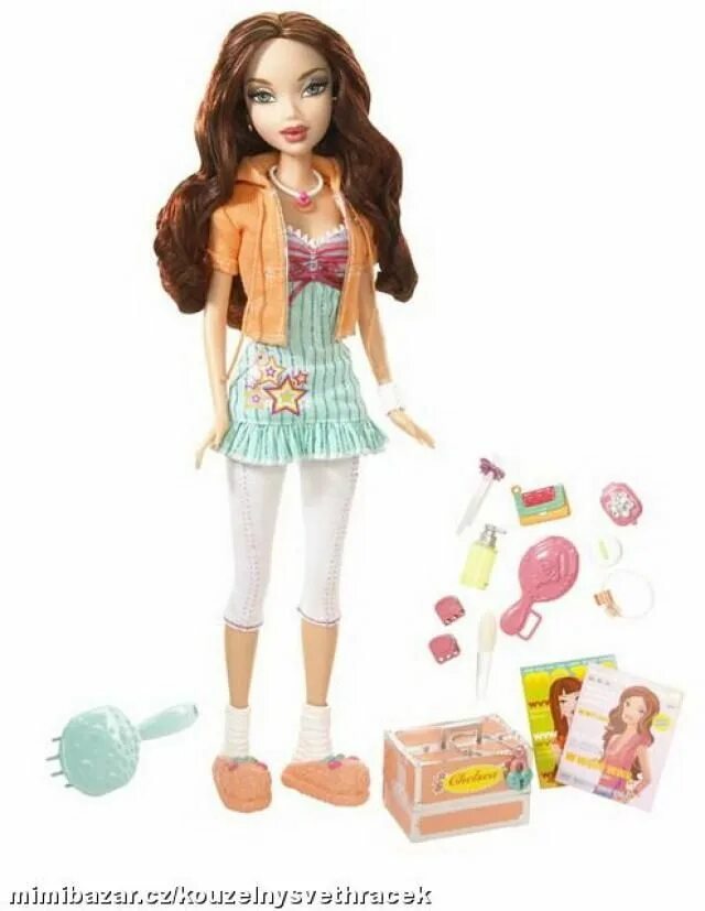Кукла братц хлоя 2015. Куклы руби ред на прогулке. Куклы rainbow high пижамная вечеринка. Куклы bratz slumber party. Кукла лив софи.
