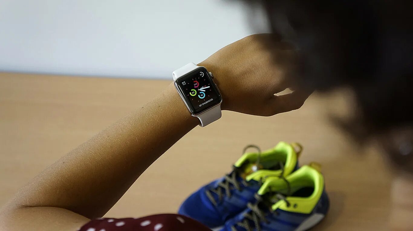 Sports watch 7. Часы эпл вотч 7. Эппл вотч 7 Sport. Apple watch Series 2. Apple watch 7 45mm.