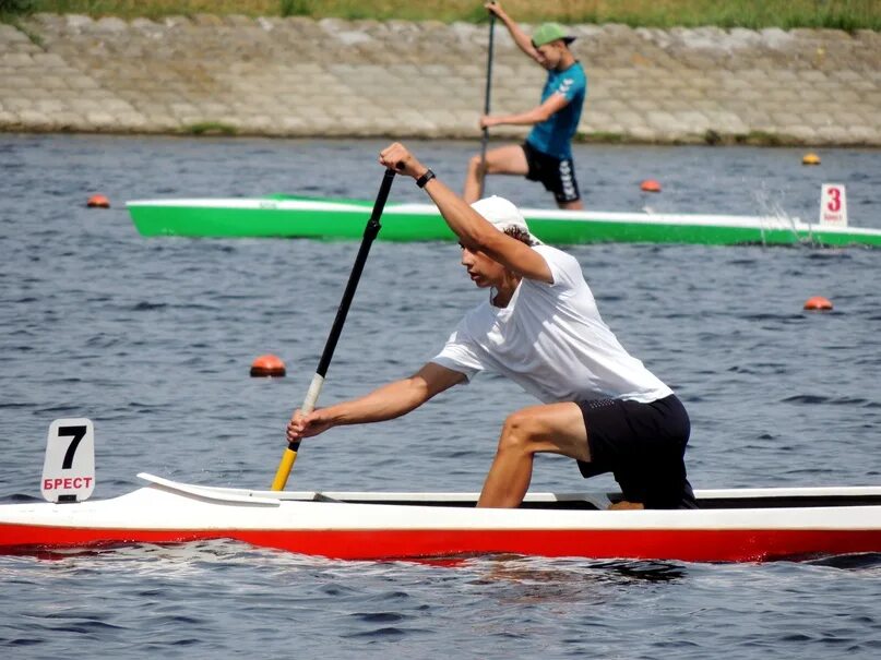 Bartfai takes first step to helping UAE build canoe sprint future ICF - Planet C