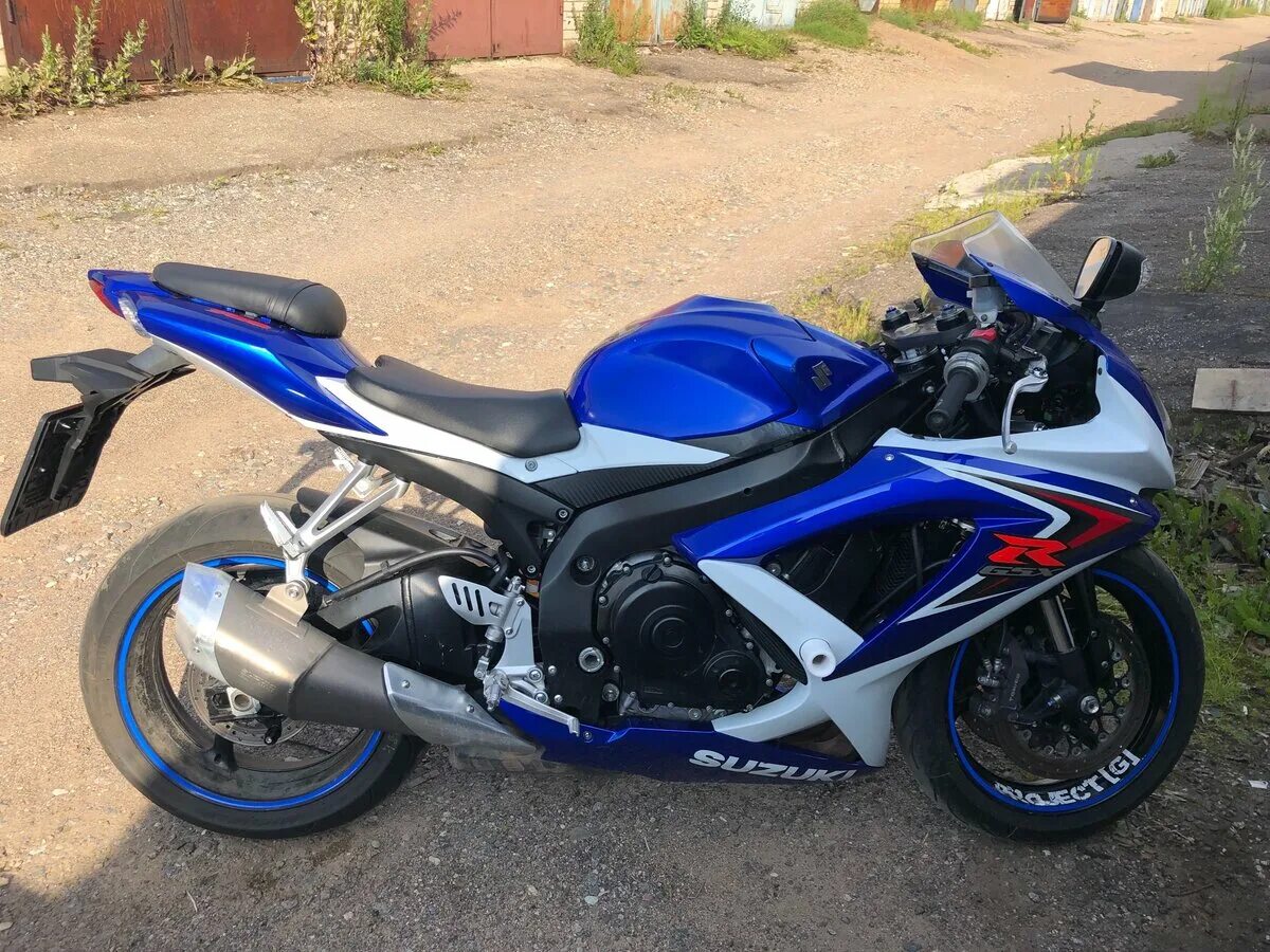 Куплю suzuki gsx r. Suzuki GSX R 750 2008. Сузуки 750 GSX. Suzuki GSXR 750 2008. Сузуки 750 GSX R.