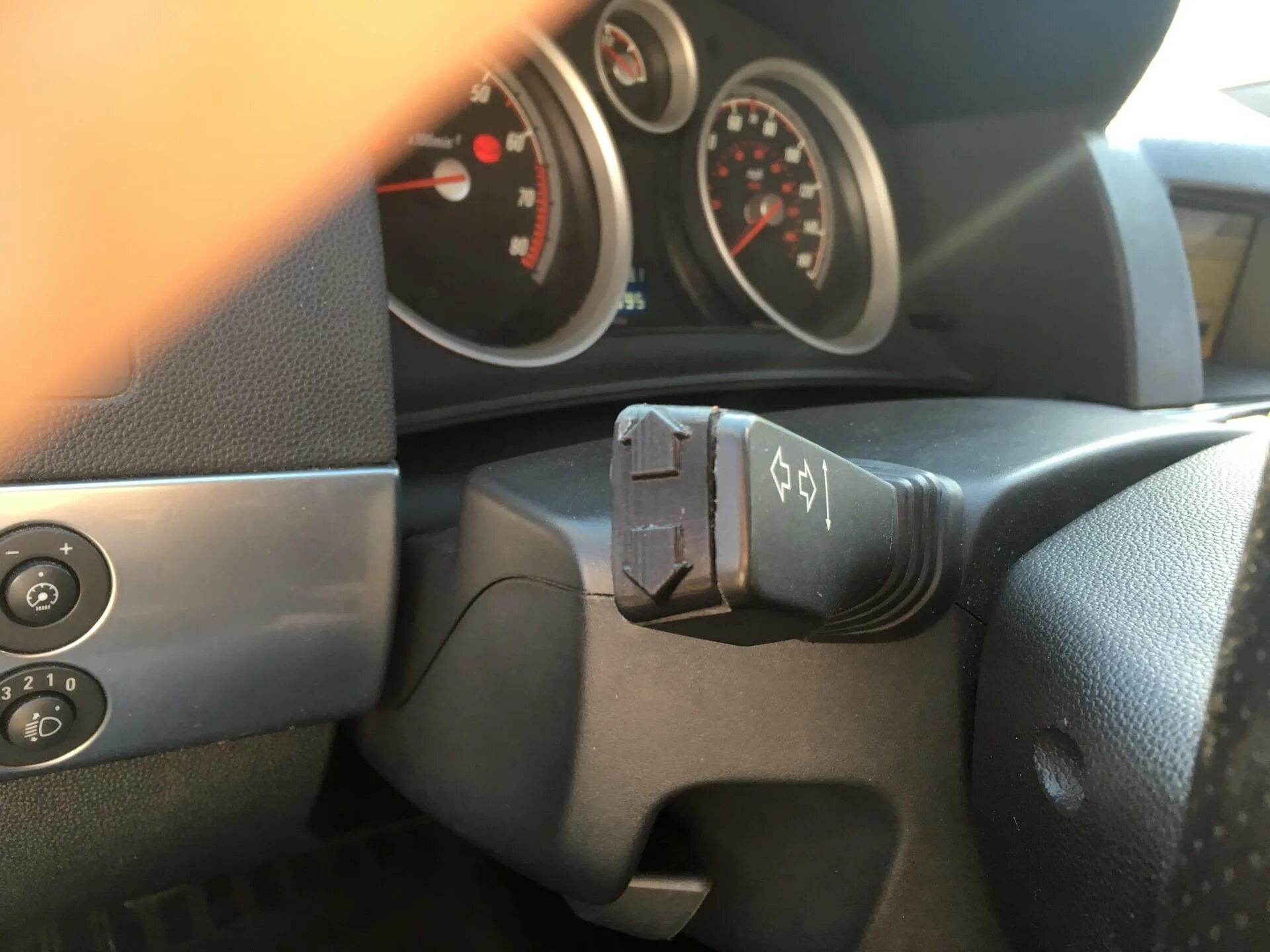 Duster круиз. Круиз контроль рено дастер. круиз контроль на соболь. круиз контроль рено дастер 2017 года. круиз контроль на рено дастер 2015 года.