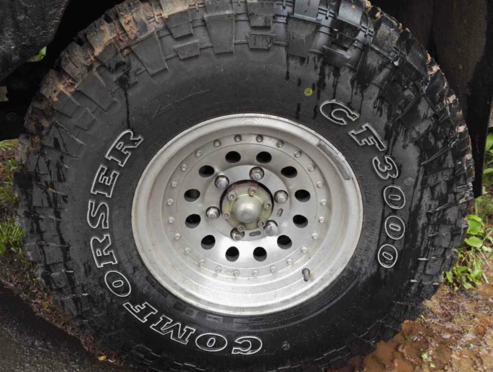 Грязевая резина 33 r15. Грязевая резина на уаз 15 радиус. 5 r15. Bfgoodrich mud-terrain t/a km2 33/12. Грязевая резина на митсубиси паджеро 4.