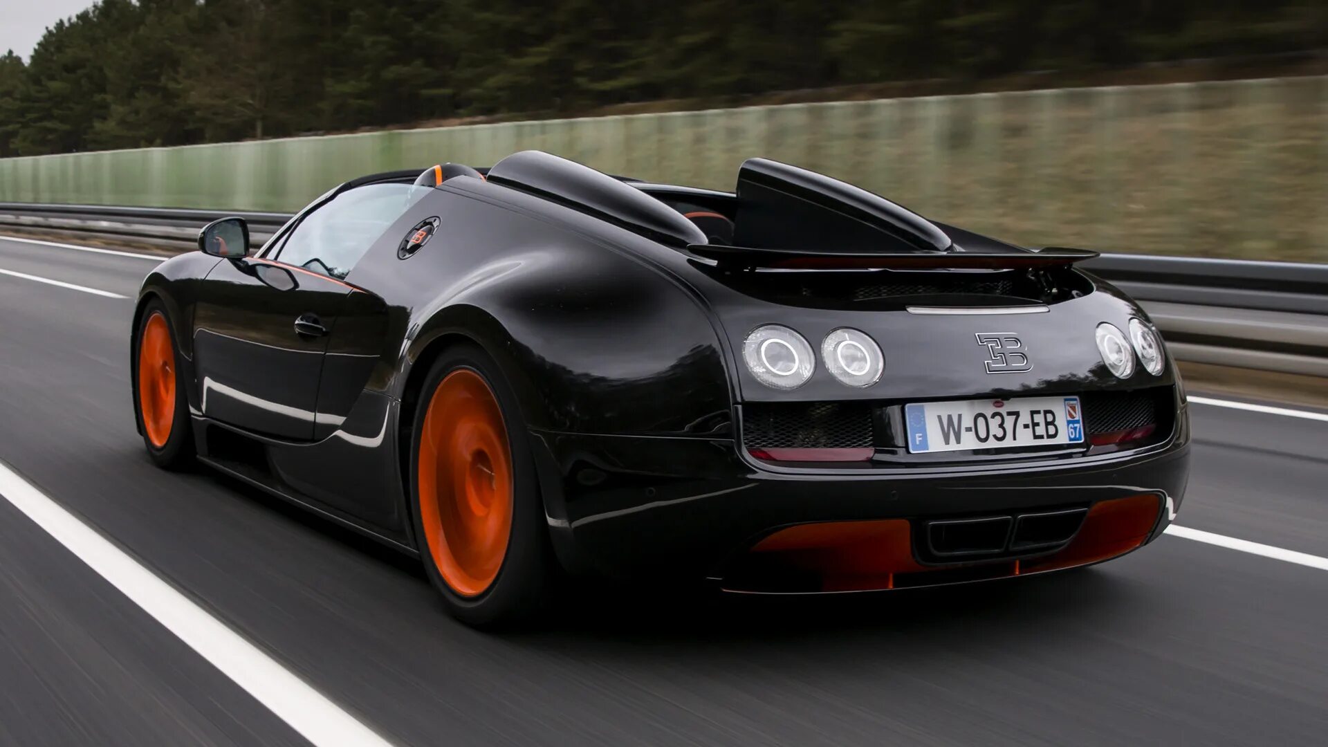Быстрые машины. Bugatti veyron 16. Veyron grand sport vitesse. Бугатти веном. Bugatti veyron 16.