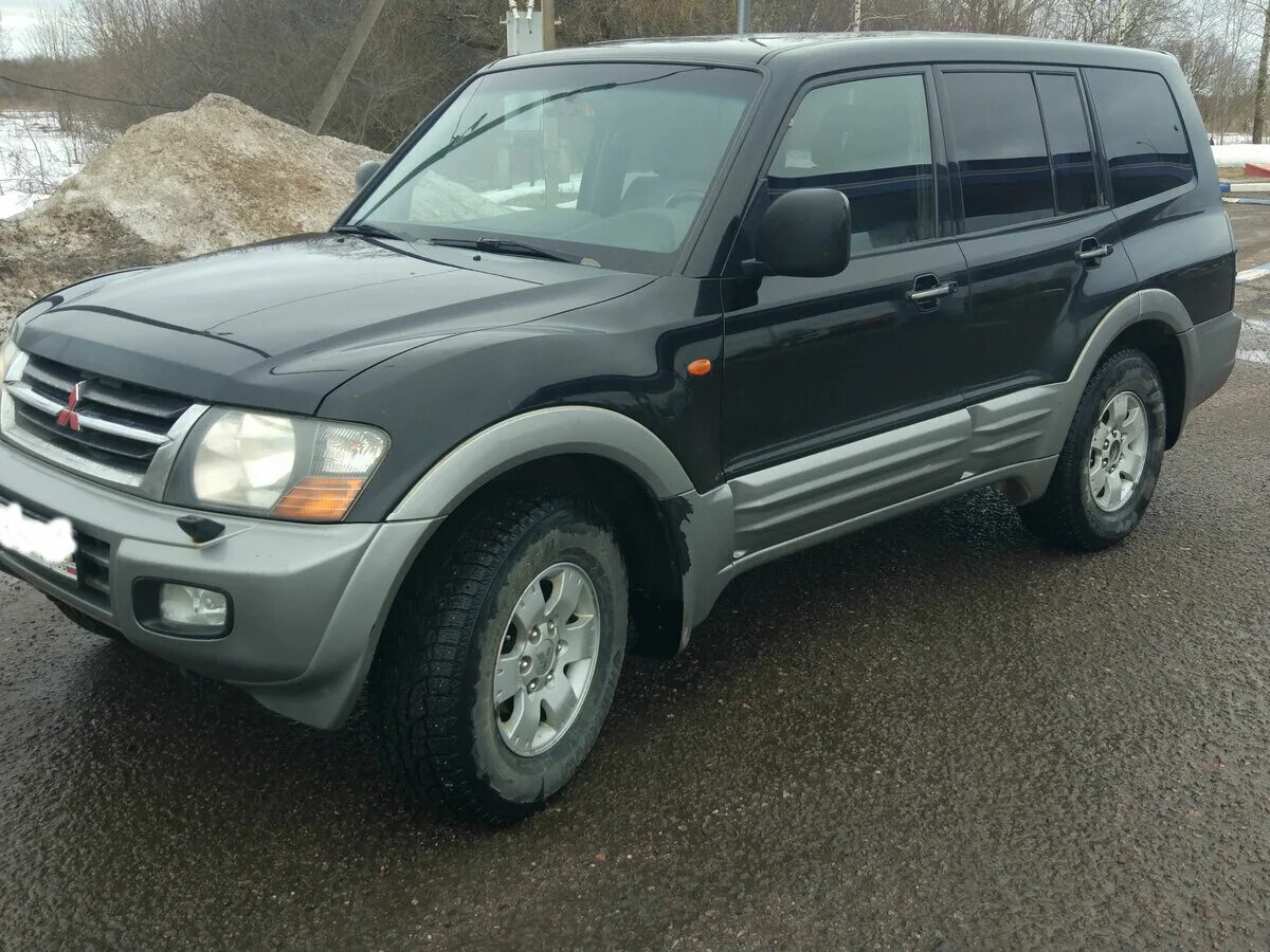 Mitsubishi pajero 2002