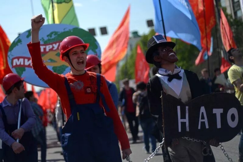 1 8 мая праздник. Первомай. Праздник Первомай в Литве. Фото с праздником Первомая. 1 Мая фото.