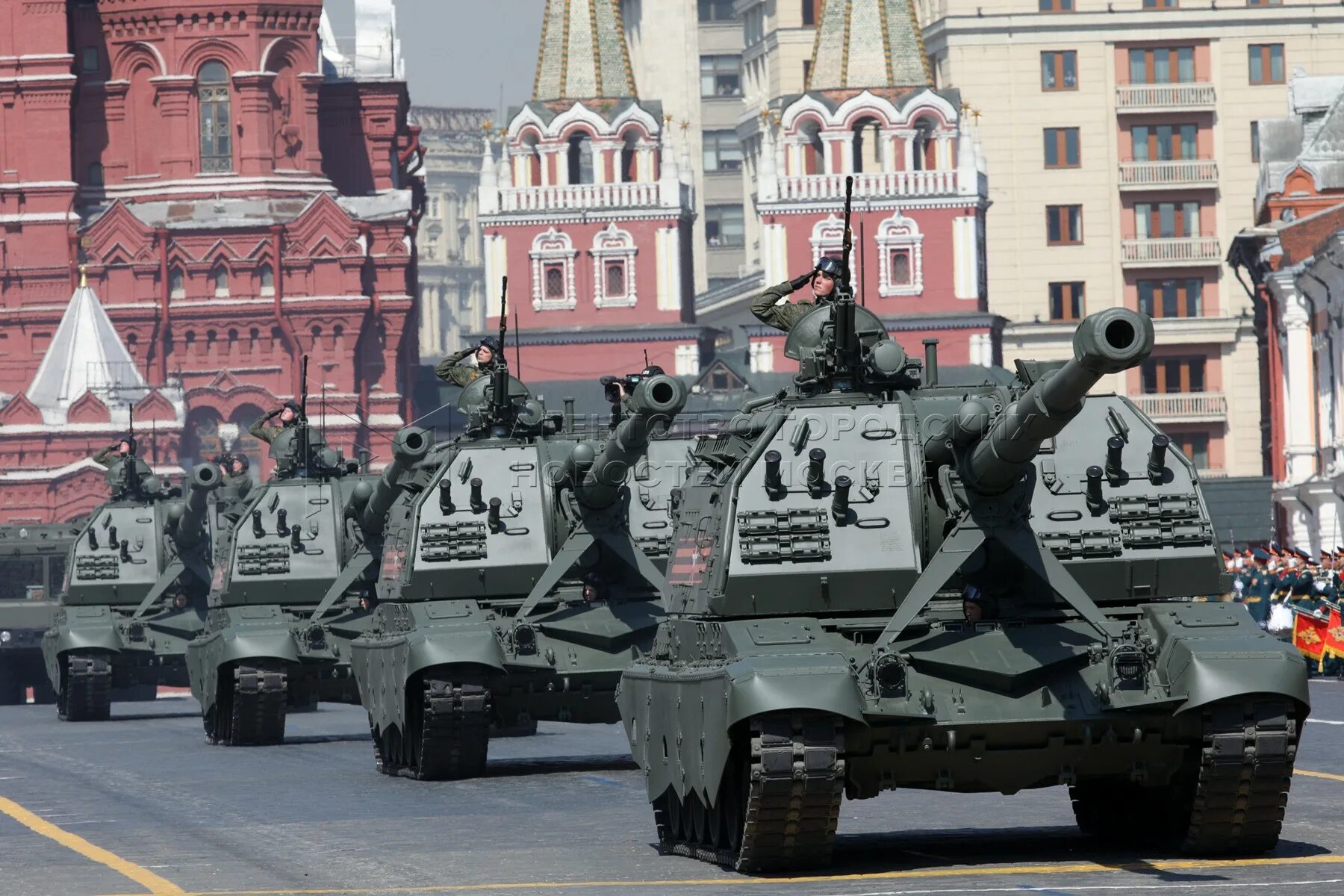 Парад какая техника. Парад России. День Победы парад. Парад 9 мая Москва. Российская армия парад.