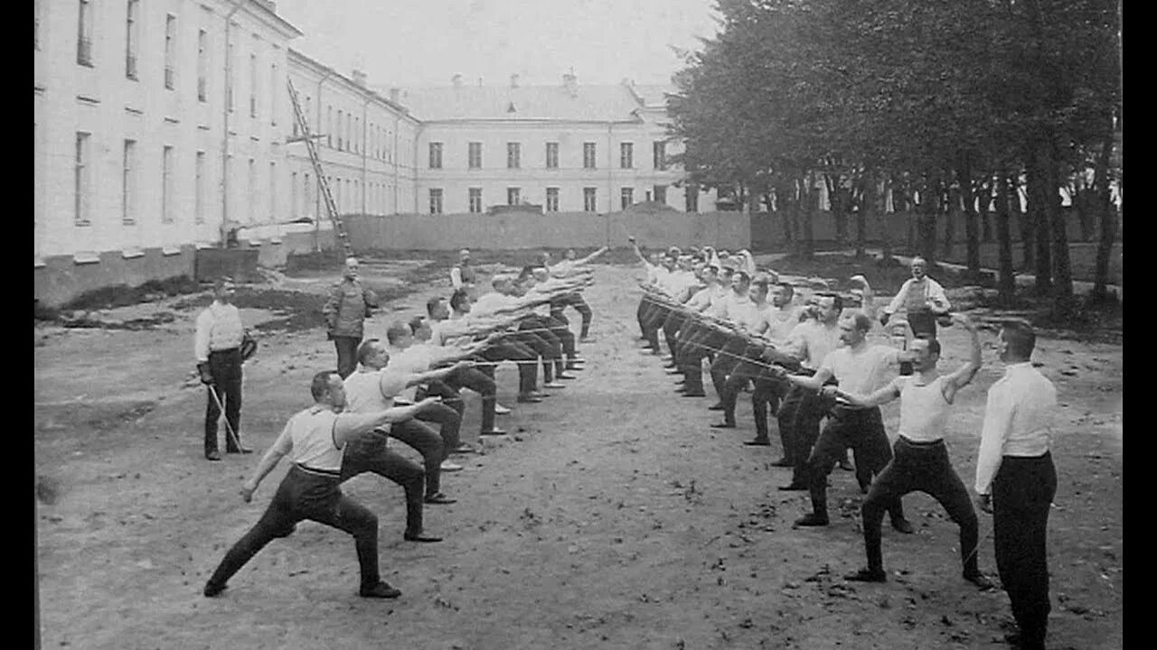 Главная гимнастическо-фехтовальная школа (ГГФШ) 1909. Военной главной гимнастическо-фехтовальной школой. Офицерская фехтовальная школа. Главная гимнастическо-фехтовальная школа. Единомышленники запевала офицерский