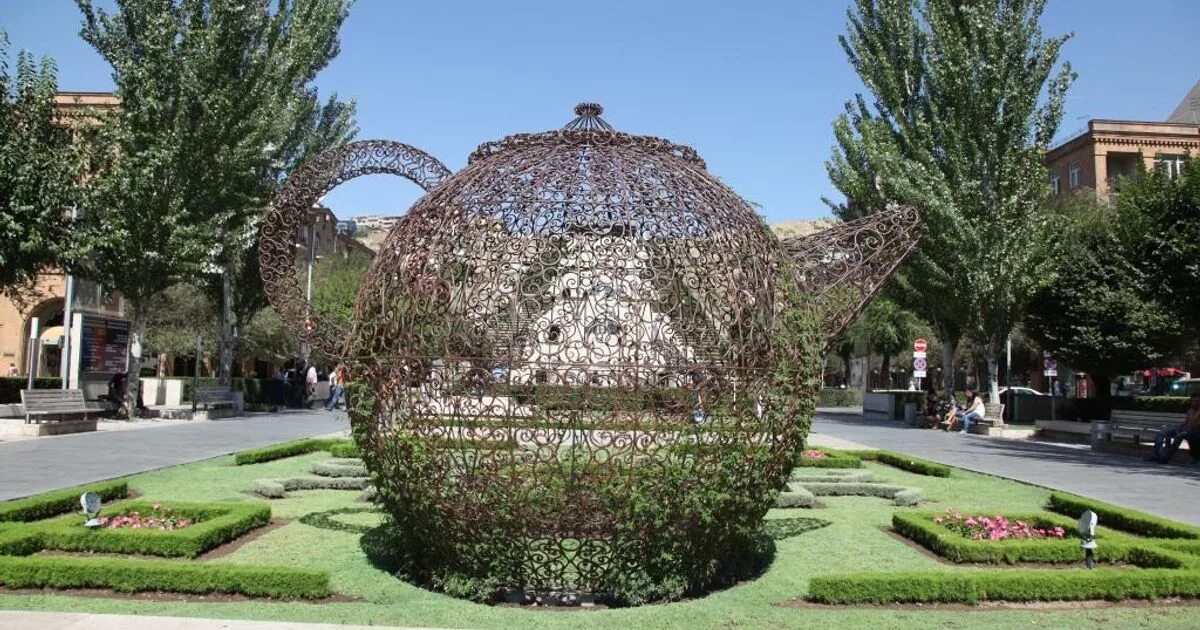 Сада ереван. Сад в Ереване. Ботанический сад Ереван. Зимний сад в Ереване.