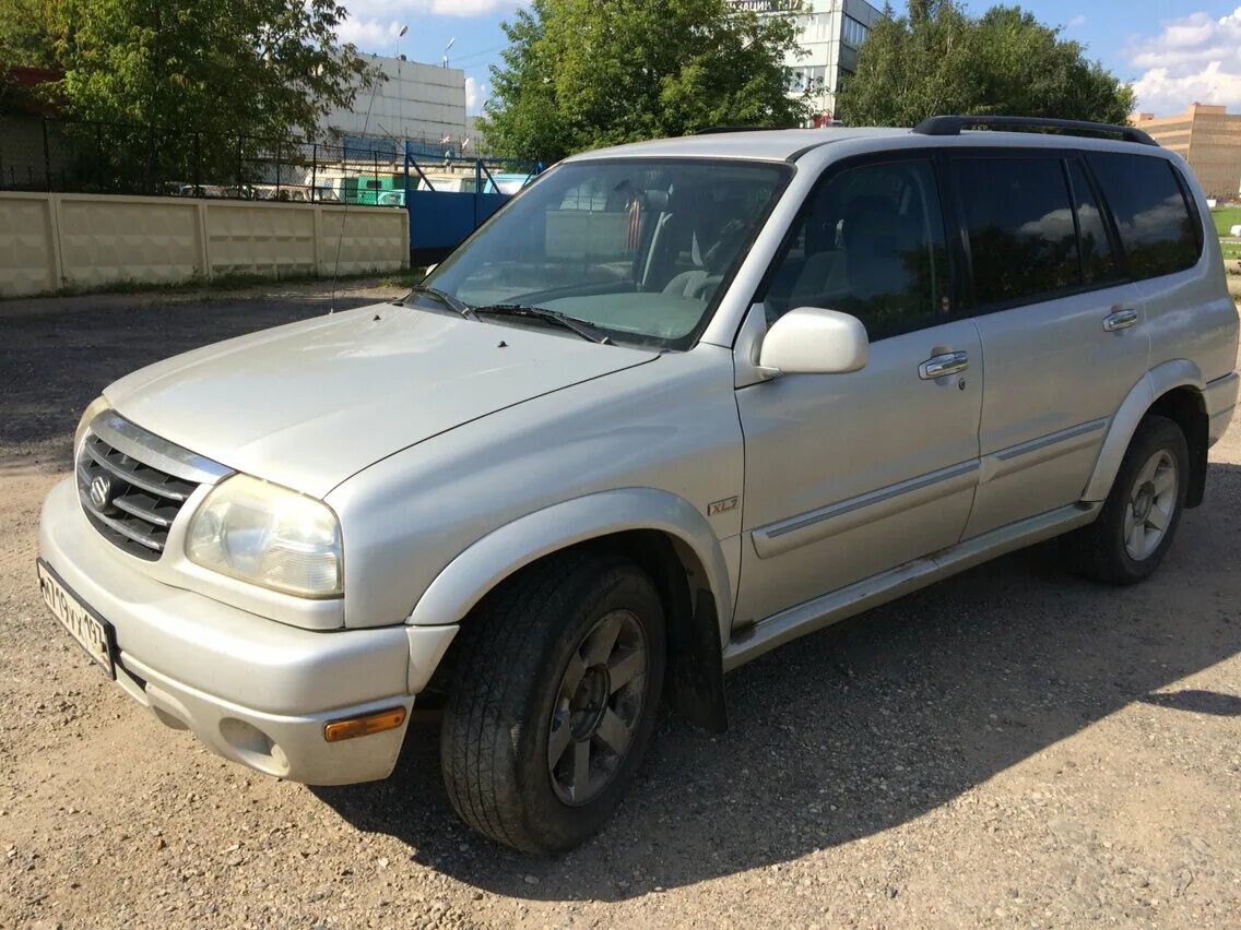 Suzuki grand vitara 2000 год