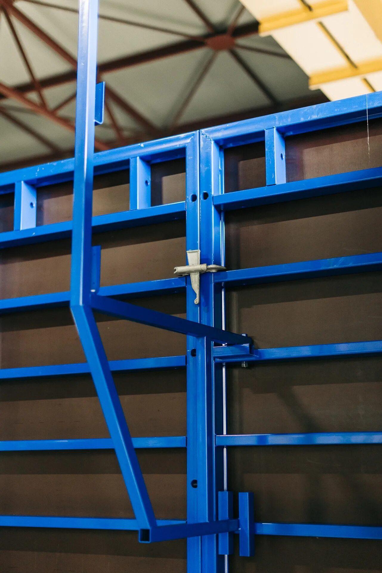 Шкворень ш4 для опалубки. Шкворень ш4 для опалубки. Опалубка анкер. Анкер торцевой опалубочный. Анкер торцевой для опалубки.