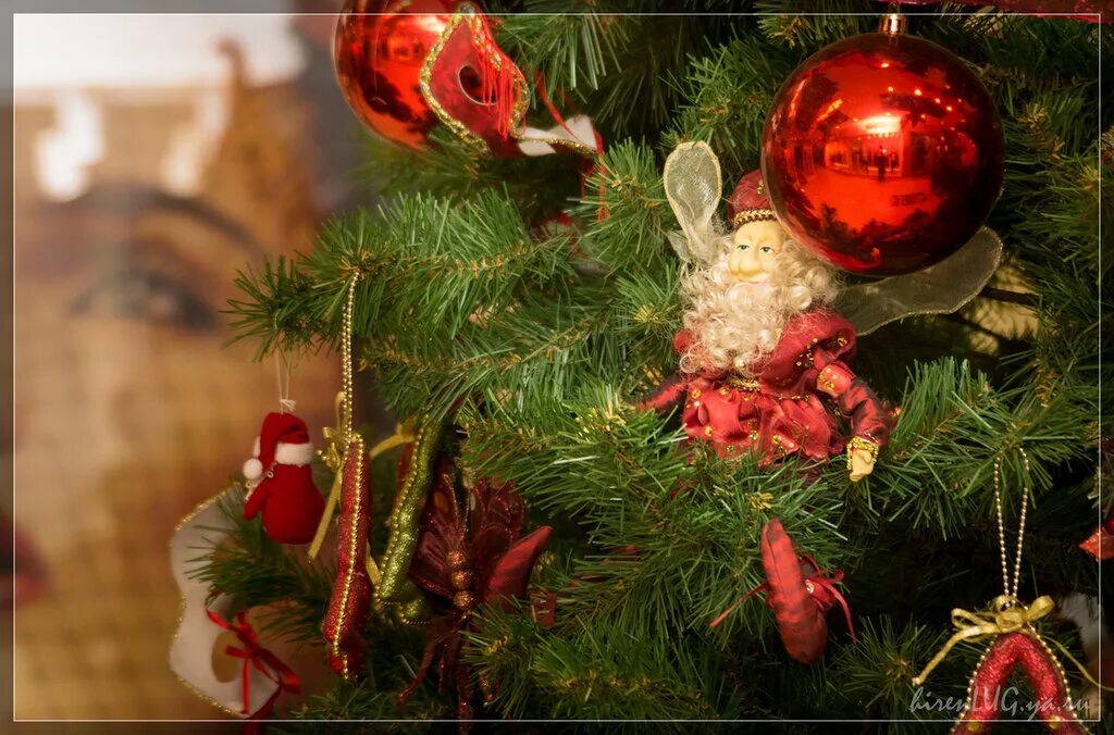 новогодние игрушки для детей. новогодние игры. елочная игрушка сердечко. елочные украшения. елочные игрушки радость.