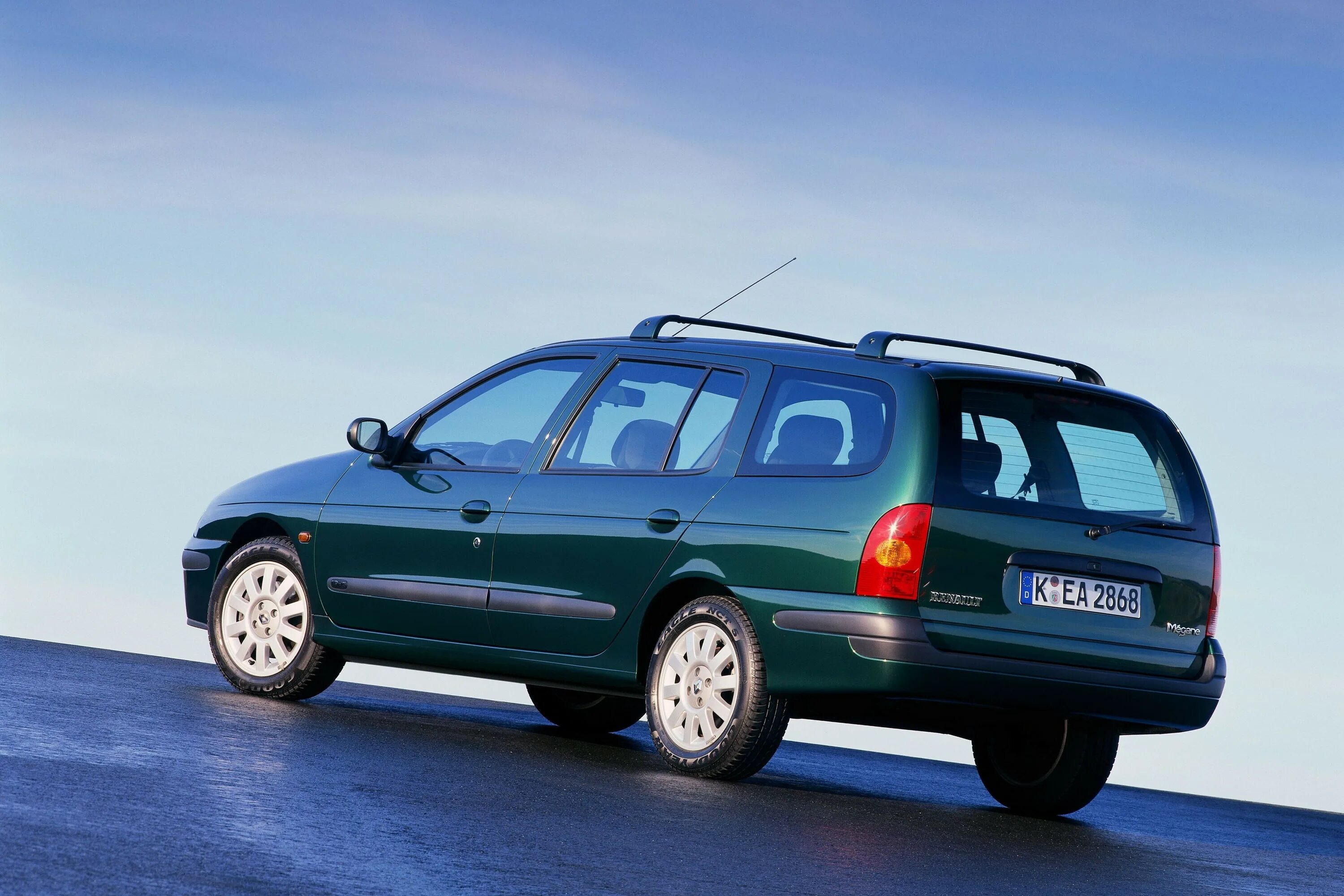 Рено Меган 1 универсал. Renault Megane Wagon 1. Рено Меган 1 универсал 2000. Рено Меган универсал 1999.