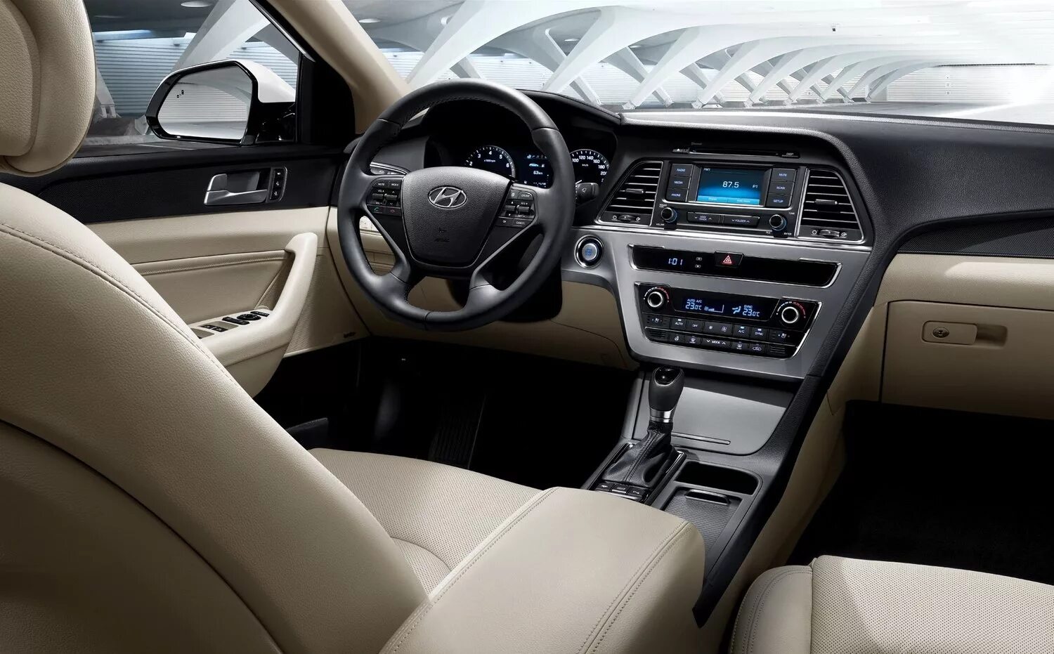 Sonata Hyundai комплектации 2014. Hyundai Sonata 2016 Interior. Hyundai Sonata 2014 Interior. Hyundai Sonata 2016 салон. Новая хендай соната цена и комплектация