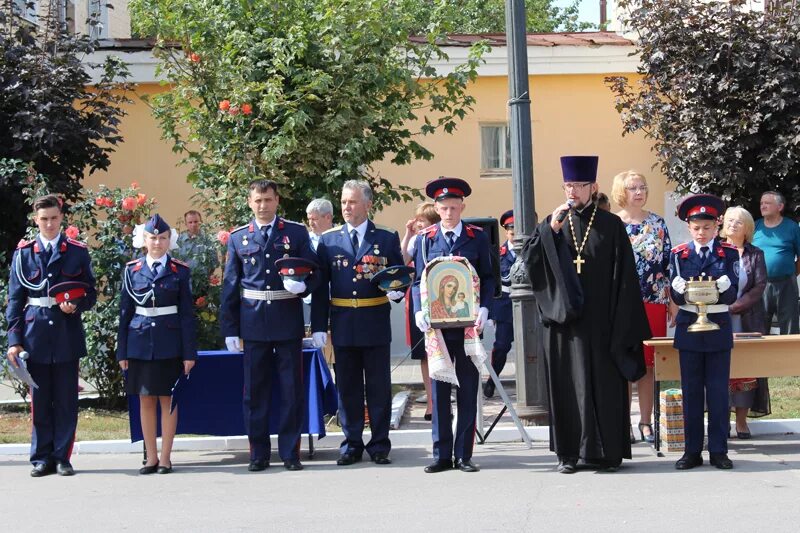Верхнемамонский казачий кадетский корпус. Острогожский филиал горожанского казачьего кадетского корпуса. Кадетский корпус горожанка воронеж. Острогожский кадетский казачий корпус. Горожанский казачий кадетский корпус воронеж.