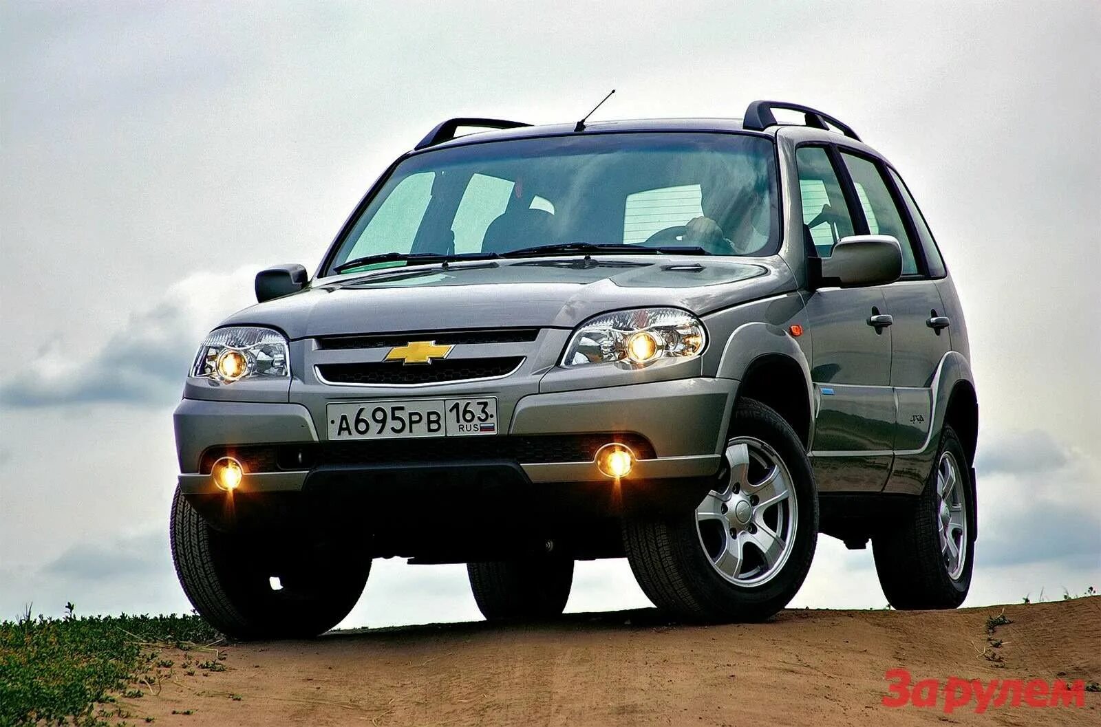 Chevrolet Niva. Chevrolet Niva 2. Niva Chevrolet новая. Нива Шевроле 2002. Шевроле нива цена завода