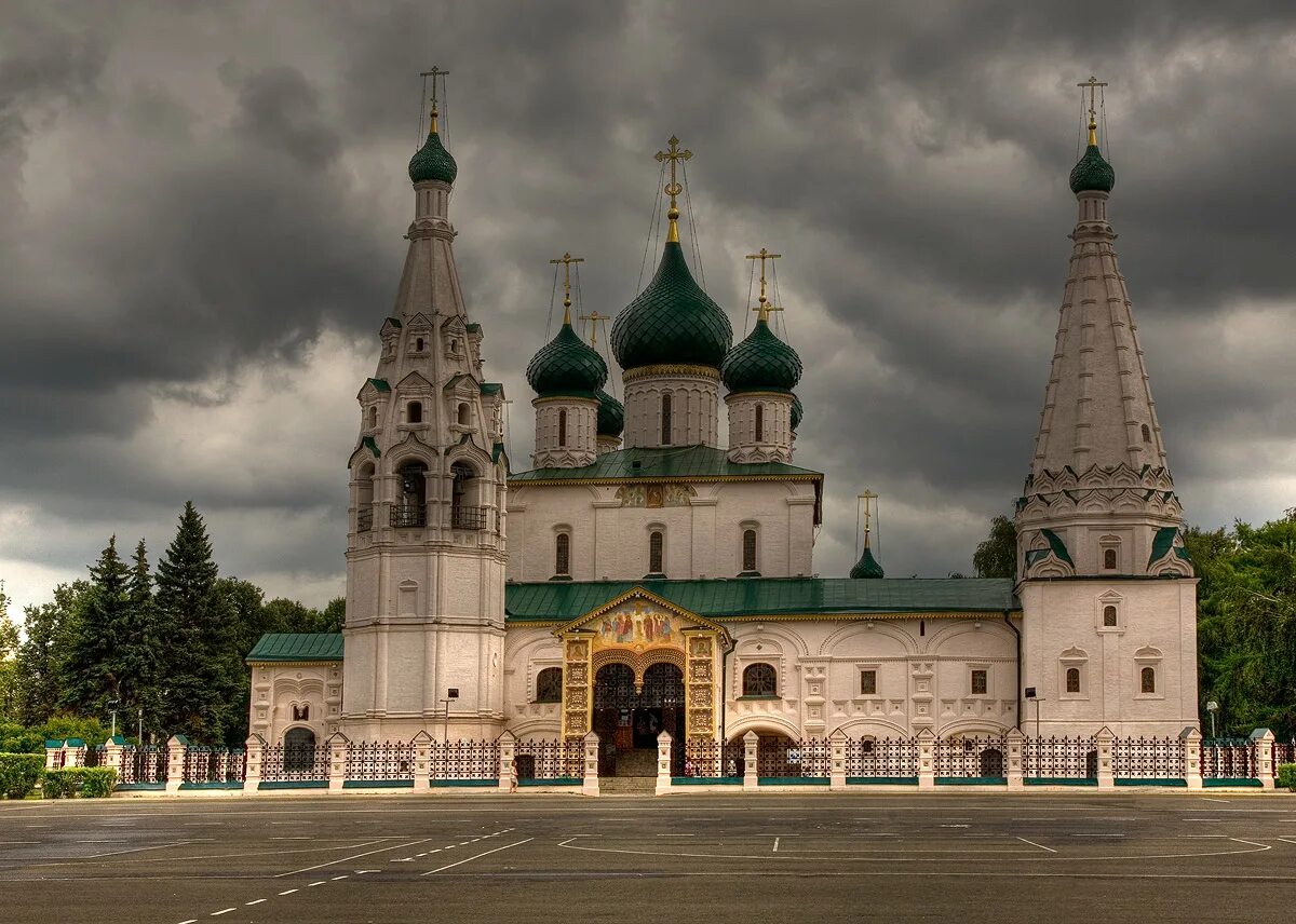 Церковь Илии пророка (Ярославль). Храм Ярославля Церковь Ильи пророка. Церковь Ильи пророка Ярославль Ярославль. Ярославль в каком магазине можно купить