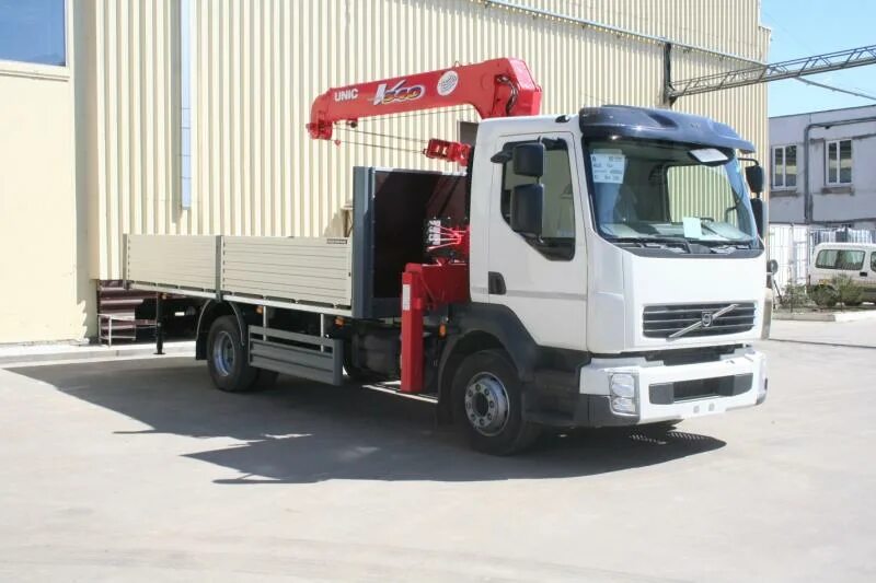 Volvo fl10 манипулятор. Volvo fl6 КМУ. Volvo Fe 240 манипулятор. Вольво фл 240 с КМУ. Купить манипулятор московской области