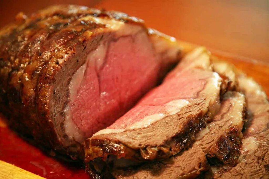 Стейк рибай. Mini beef wellington. Говяжья вырезка в духовке. Рибай телятина. Свинина в духовке сочная.