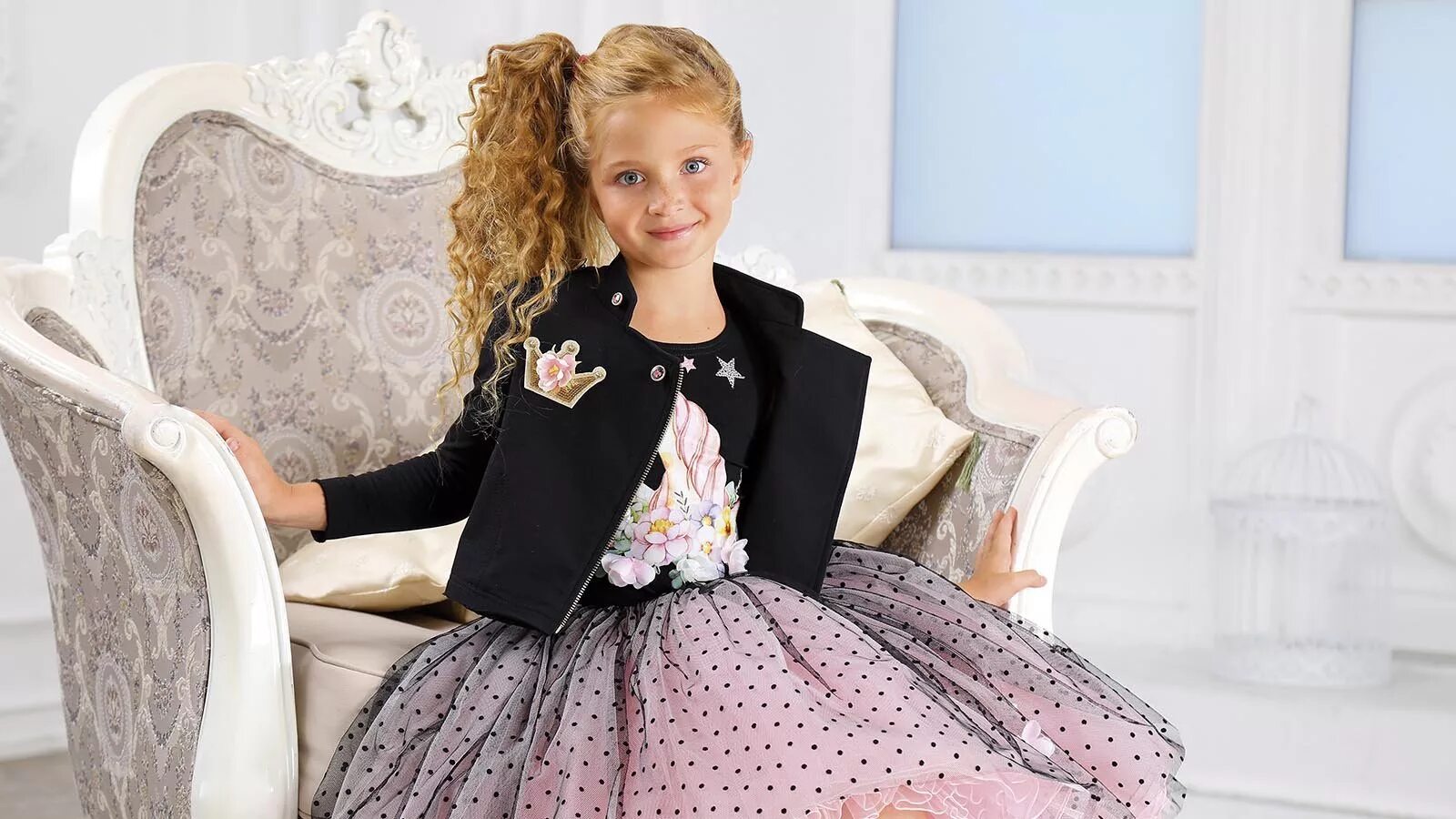 Прекрасные маленькие леди. Маленькая леди интернет магазин официальный сайт. Платье маленькая леди детское. Алолика платье либерти. Маленькая леди.