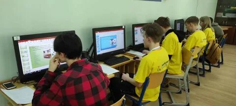 Студента 1 курса группы