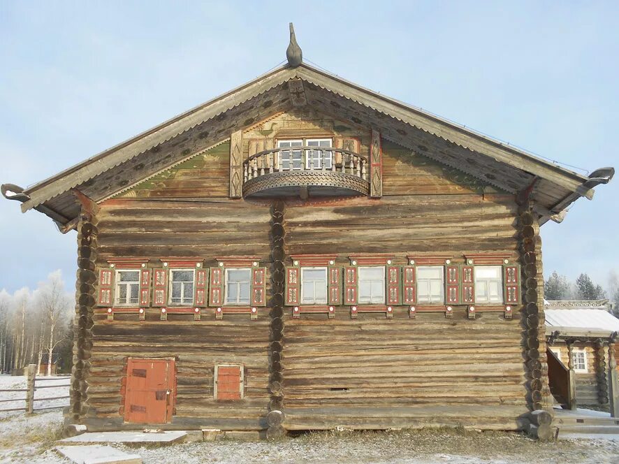 Курная изба березник. Изба поморов архангельск. Дом двор пухова малые карелы. Изба поморов архангельск. Изба архангельская область.