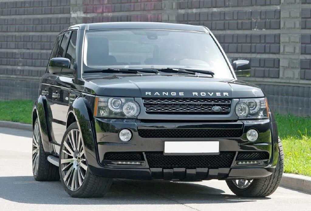 Rover sport 2010. Обвес range Rover Sport 2012. Рендж Ровер спорт 2010. Range Rover Sport 2010 Hamann. Обвес на Рендж Ровер спорт 2012.