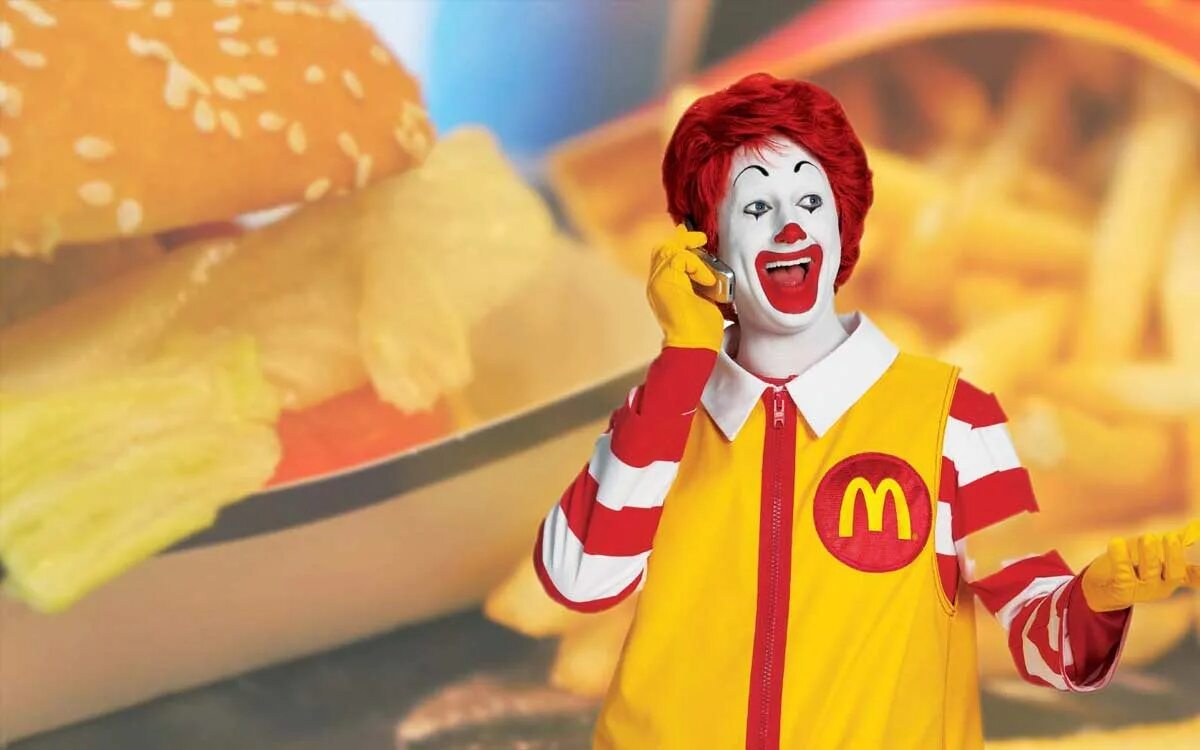 Человек из макдональдса. Макдональдс картинки. Значок макдональдс. Макдональдс картинки. Макдональдс рональд макдональд 1960.