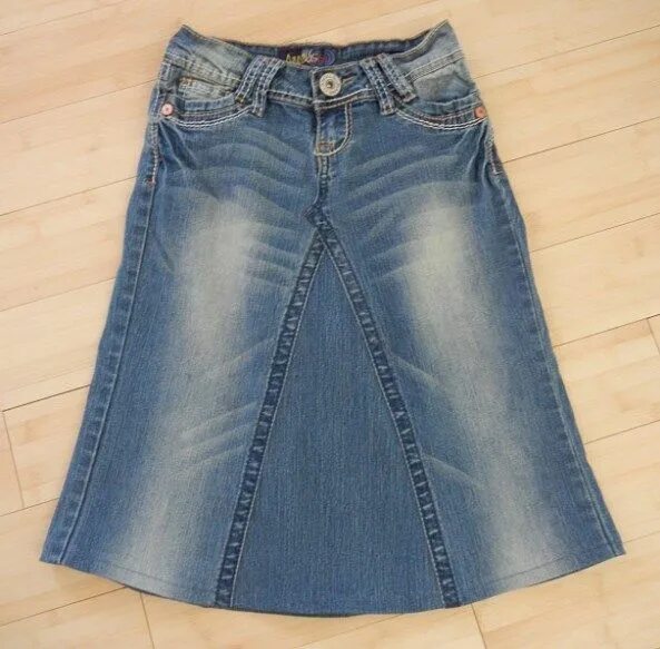 Джинсовые юбки из старых джинс. Джинсовая юбка с клиньями. Перешить джинсовую юбку. Джинсовая юбка из старых джинсов.