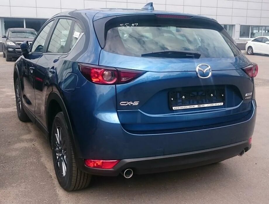 Авито мазда сх 5 с пробегом. Mazda CX-5 2018. Мазда cx5 2018 синяя. Mazda CX 5 голубая. Mazda cx5 2018 голубой.