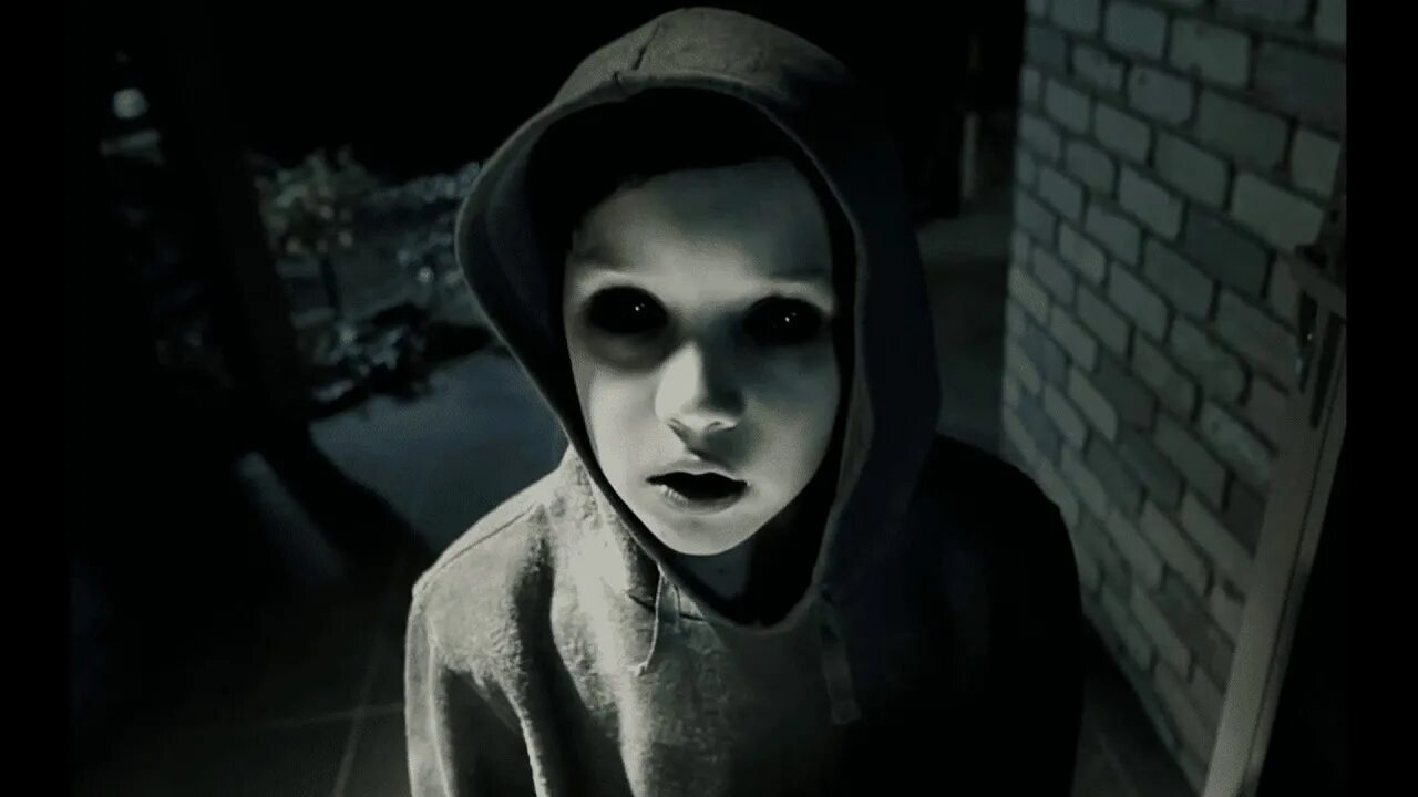 Фэнтези мистика. Страшный взгляд девушки. Близнецы грейди – «сияние». Зловещие дети. Дети с черными глазами легенда.