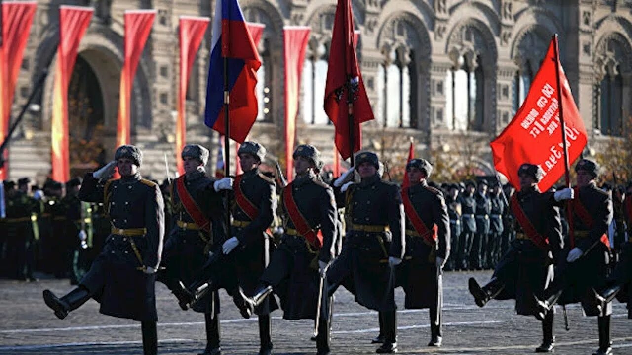 Парад Победы Кремль. Парад Победы на красной площади в Москве. Песков на параде Победы. Парад 77 лет. Парад перенес