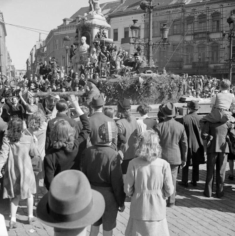 Сентябрь 1944 февраль 1945. Брюссель 1944. бельгия 1940. освобождение брюсселя 1944. освобождение бельгии.
