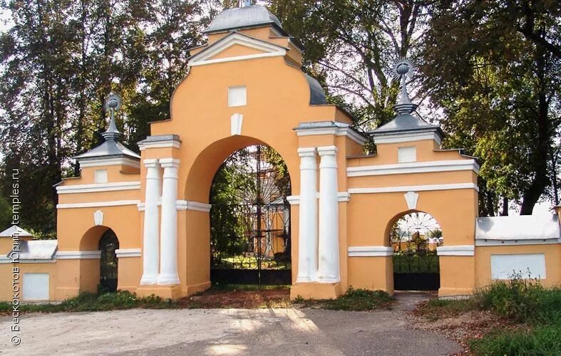 Ермолино ивановское. Монастырь Ермолинская пустынь. Ермолинская пустынь Ивановская область. Ермолино монастыри. Храм в Ермолино Ивановская.