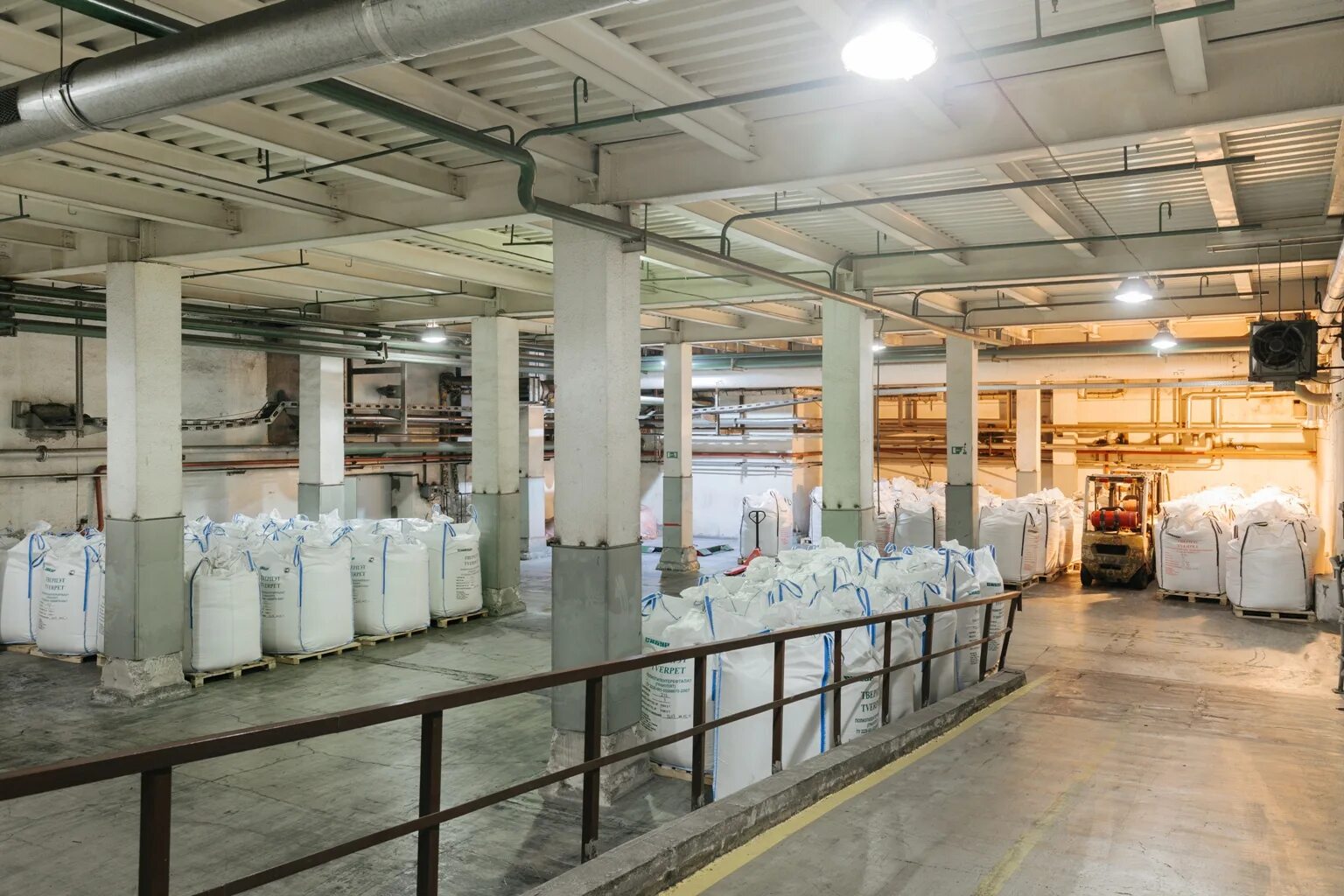 Сибур пэтф склад. Сибур пэтф тверь склад. Химволокно тверь сибур. Завод сибур тверь. Сибур пэтф фото.