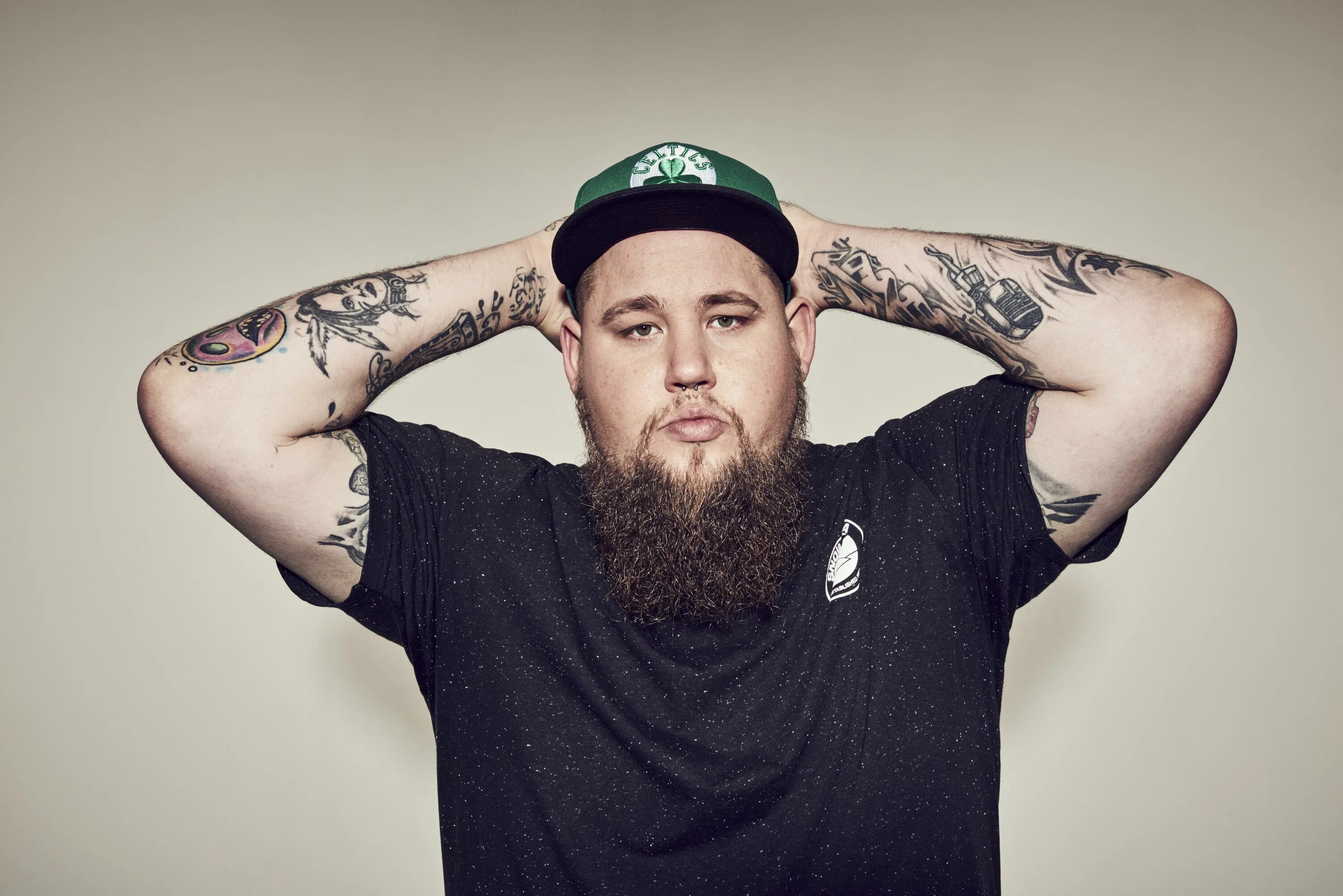 ХЬЮМАН певец. Rag'n'Bone man. Ragn Bone man. Human Rag'n'Bone man исполнитель. Музыка human