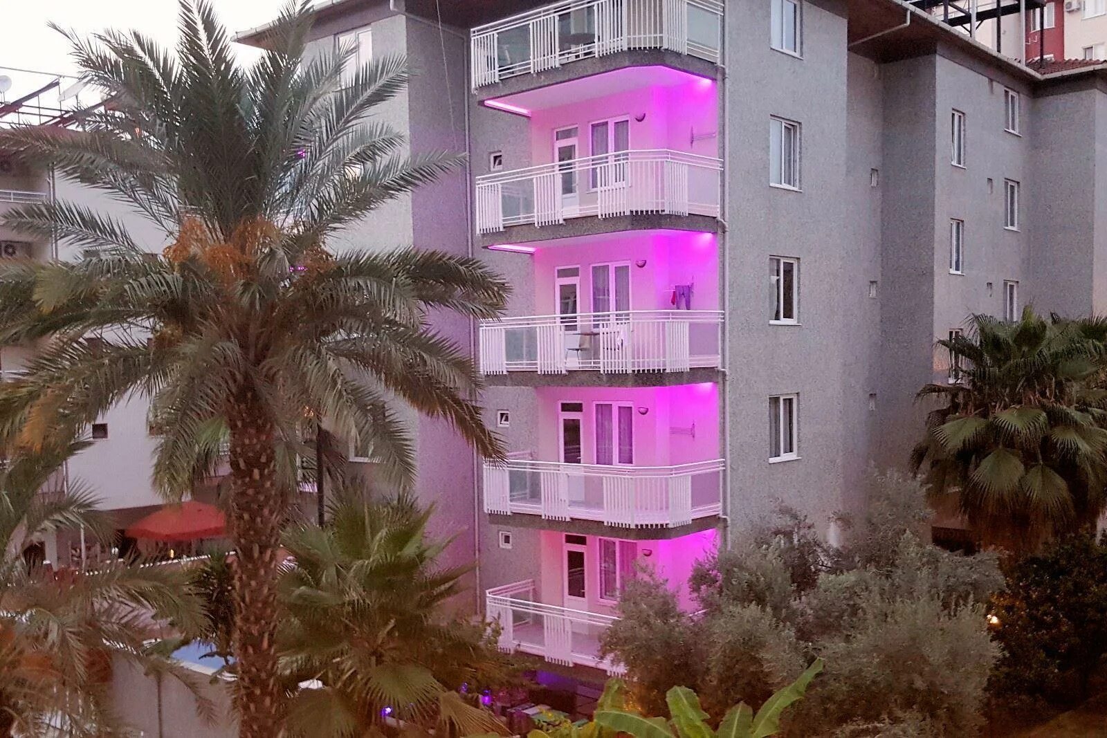 Carmen suite 4 турция. Changing of the guard. Carmen suite: iv. Carmen suite 4*. Carmen suite hotel.