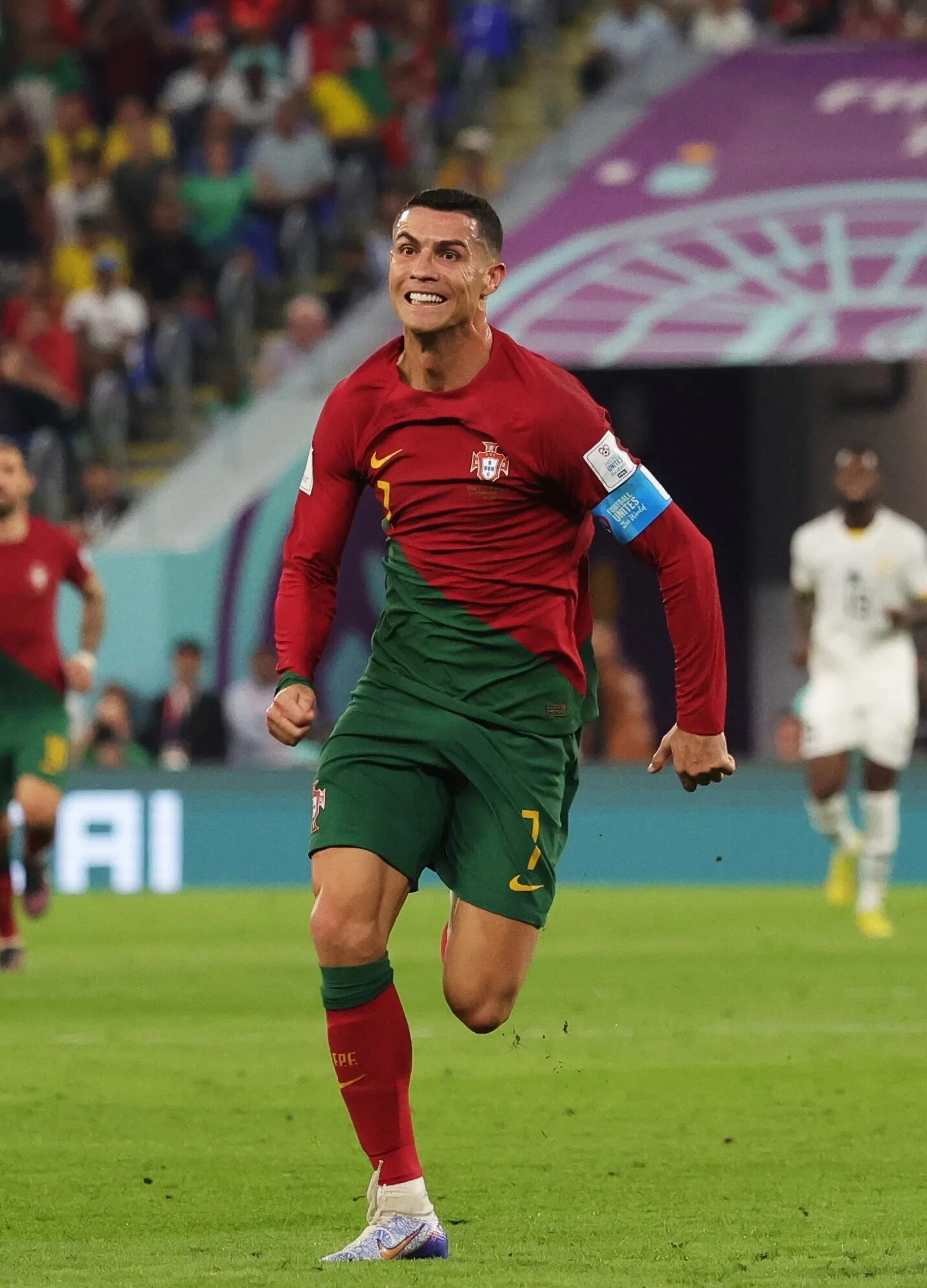 Роналдо 8. Роналдо 8. Роналдо манчестер юнайтед. Роналдо 2020. Роналдо реал мадрид.