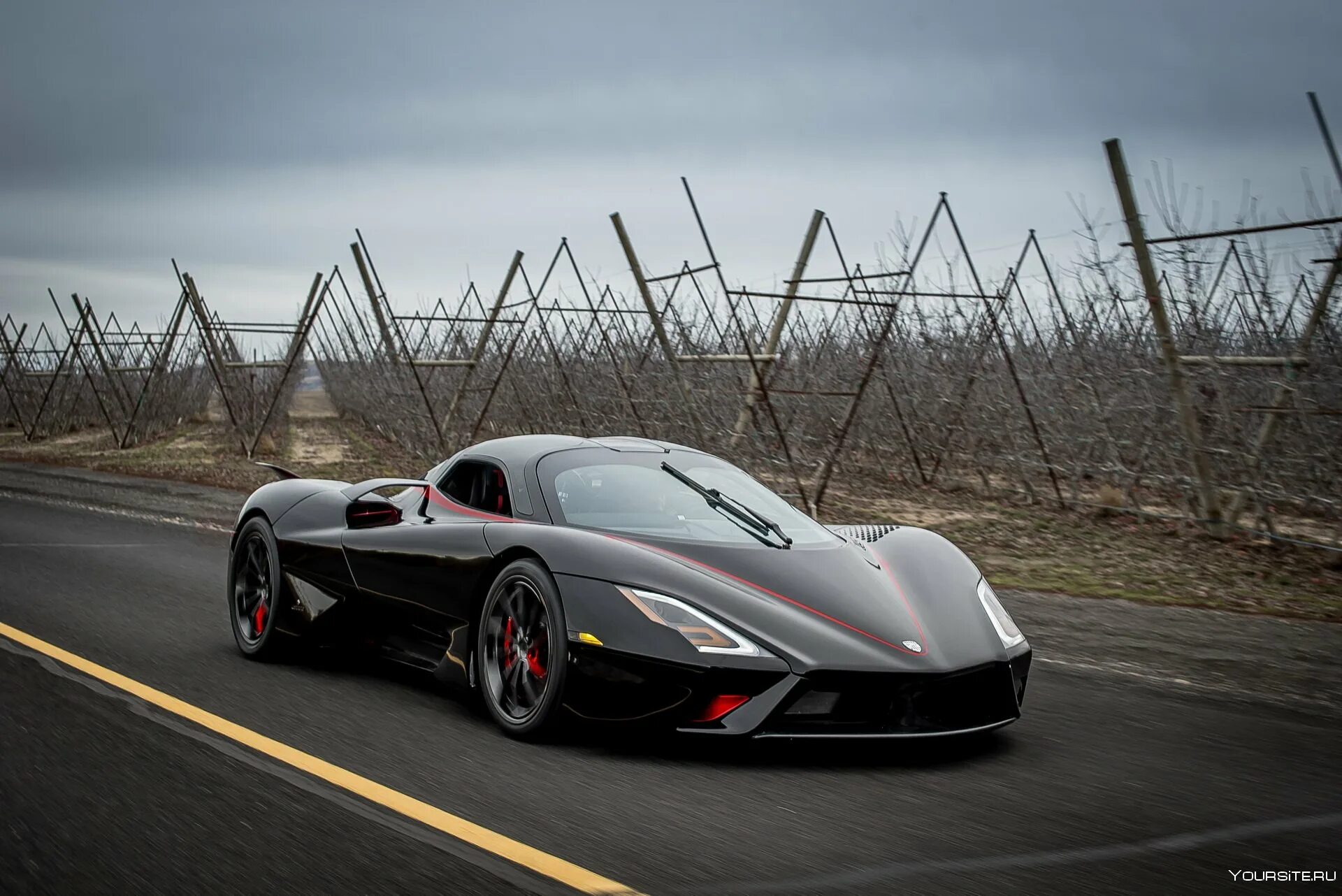 Быстрые серийные машины. Гиперкар Tuatara 2020. Гиперкар SSC Tuatara. Tuatara от Shelby Supercars. Бугатти туатара.