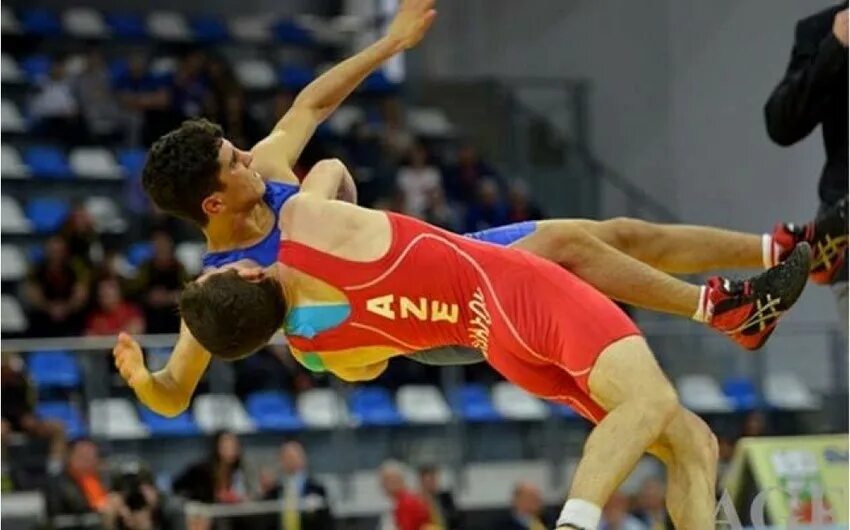 Заур мехралиев борец. Мурад локиаев грузия борьба. Любовь двух борцов. Эльчин алиев борец. Редван османов борец.