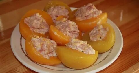 Закуска персики