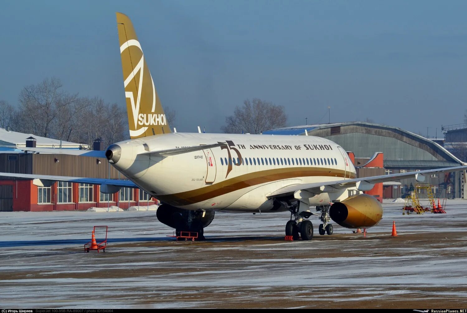 Самолет новокузнецк. Ra-89007. Суперджет Ухта. Пенза Новокузнецк самолет.