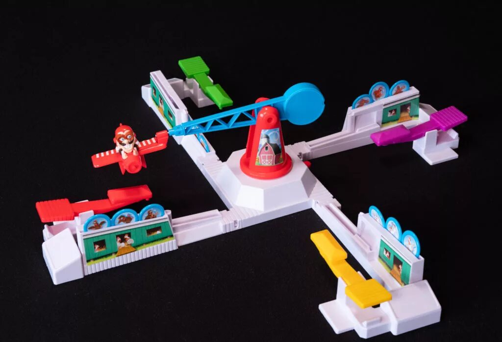 Настольная игра пилот. Looping louie. Игрушка пилот. Настольная игра лётчик луи. Летчик луи настольная.