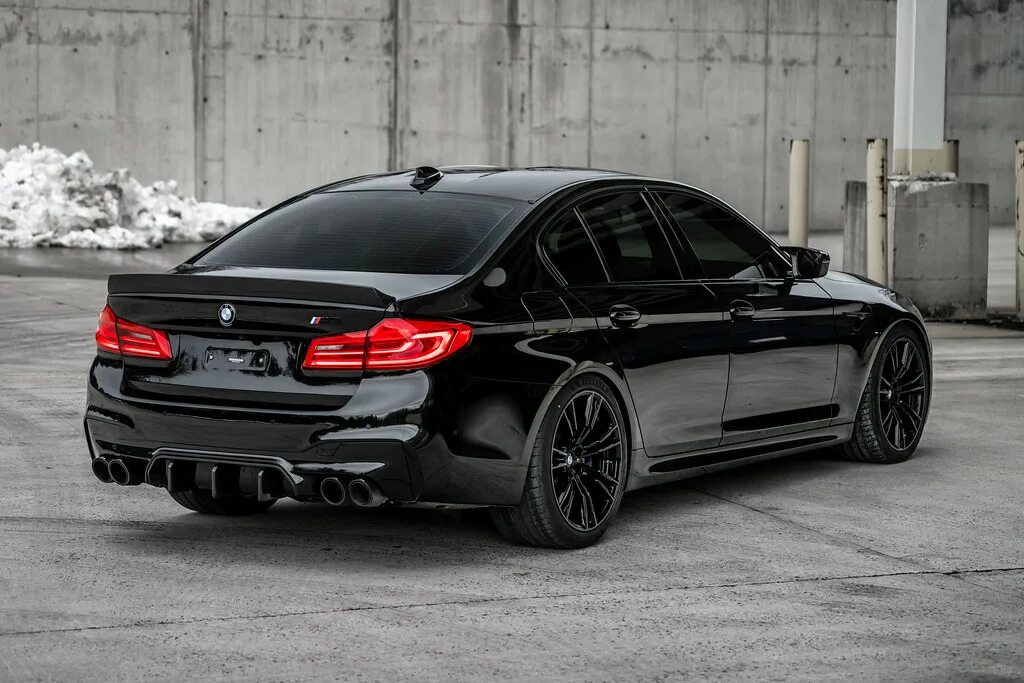 БМВ м5 ф90 черная. Кованый карбон BMW m5 f90. M5 f90 total Black. BMW m5 f90 Black. М5 т