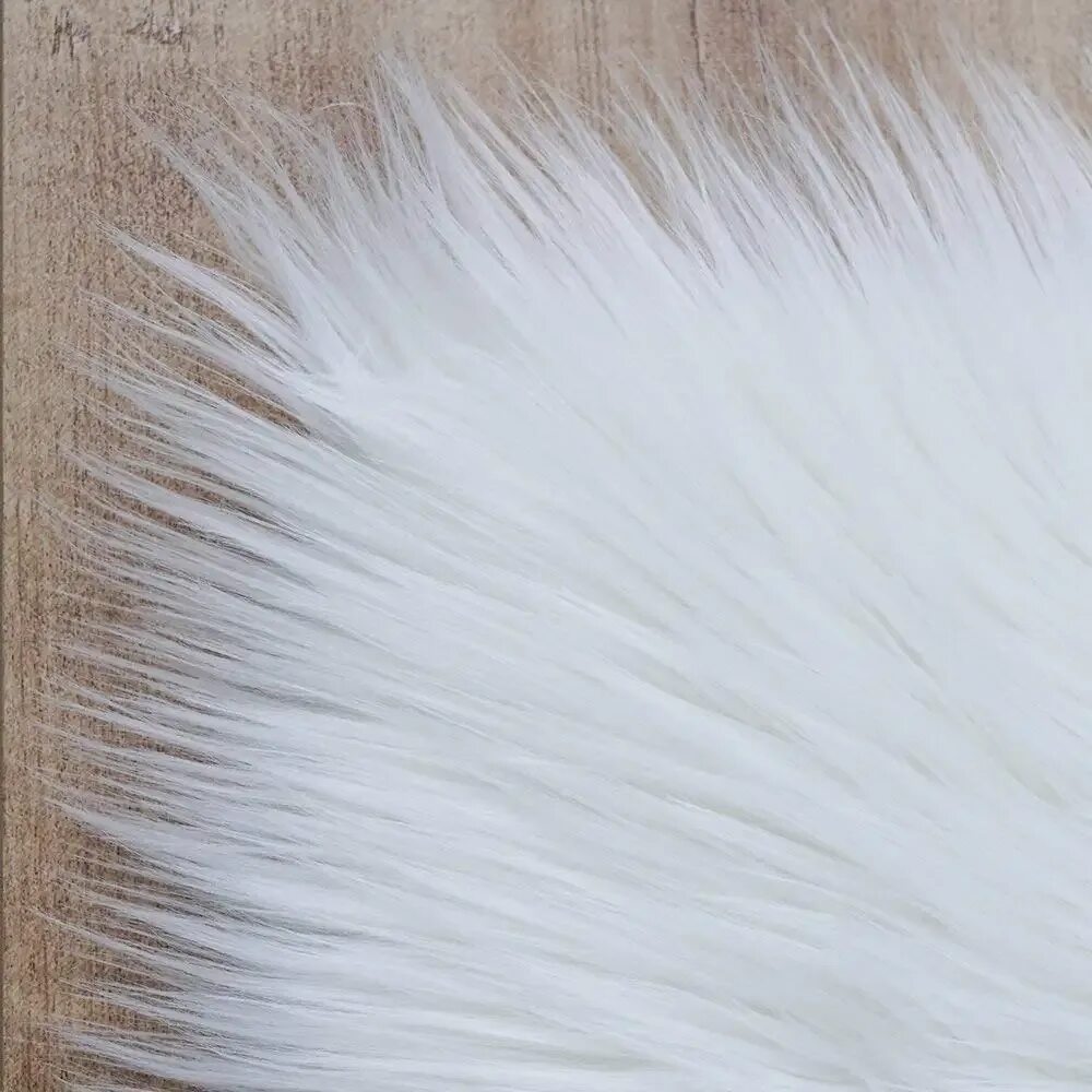 Пушистый мех. Пряжа астра майя - 09 фуксия. Белая шерсть. Пушистая шерсть. Ангорский пуховой кролик.