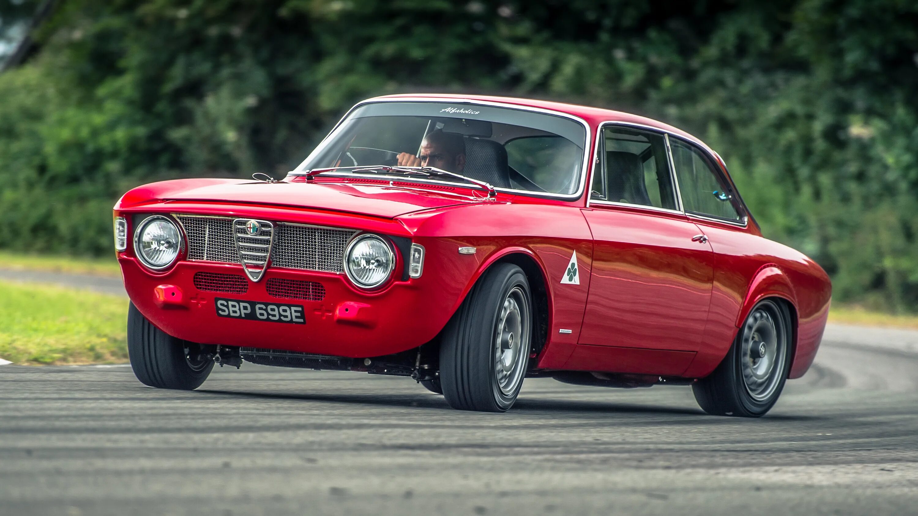 Best old cars. Alfa Romeo Giulia gt. Alfa Romeo Giulia Classic. Alfa Romeo gt 105. Alfa Romeo Giulia gt Electric.