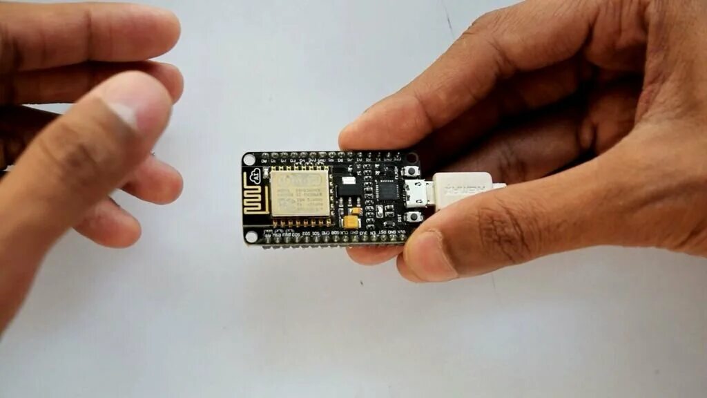 Wifi jammer esp8266. Часы wifi jammer. вайфай джамер своими руками. wifi jammer схема.
